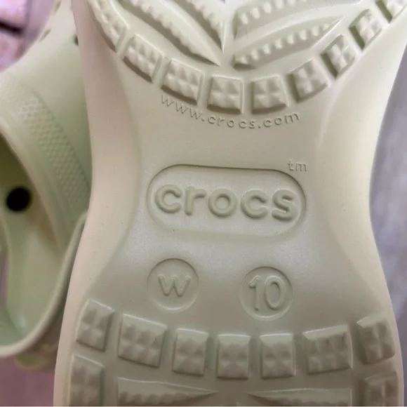 Crocs Iconic Comfort Light Green Women's Clog Slip-On Size 10. NWOT New - Picture 7 of 7